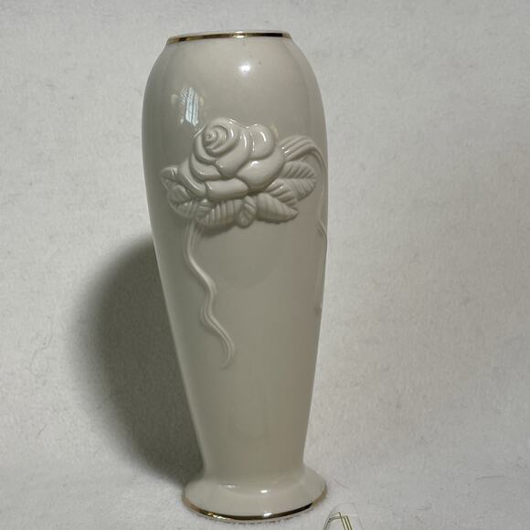 LENOX Rose Blossom Bud Vase Ivory Porcelain Gold Trim - Picture 1 of 4